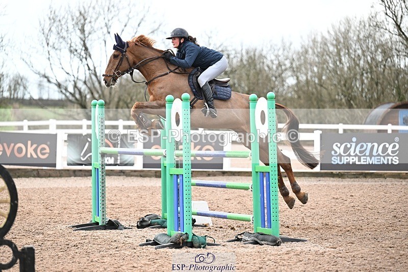 251206-135726-01214 - Cls 13 Snr Foxhunter and 1.20m