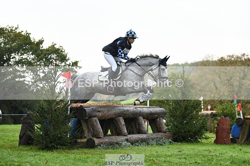 231021-092651-12983 - 621-QUALITY.BLUE-Lucy.Boultbee-brooks-SC+XC