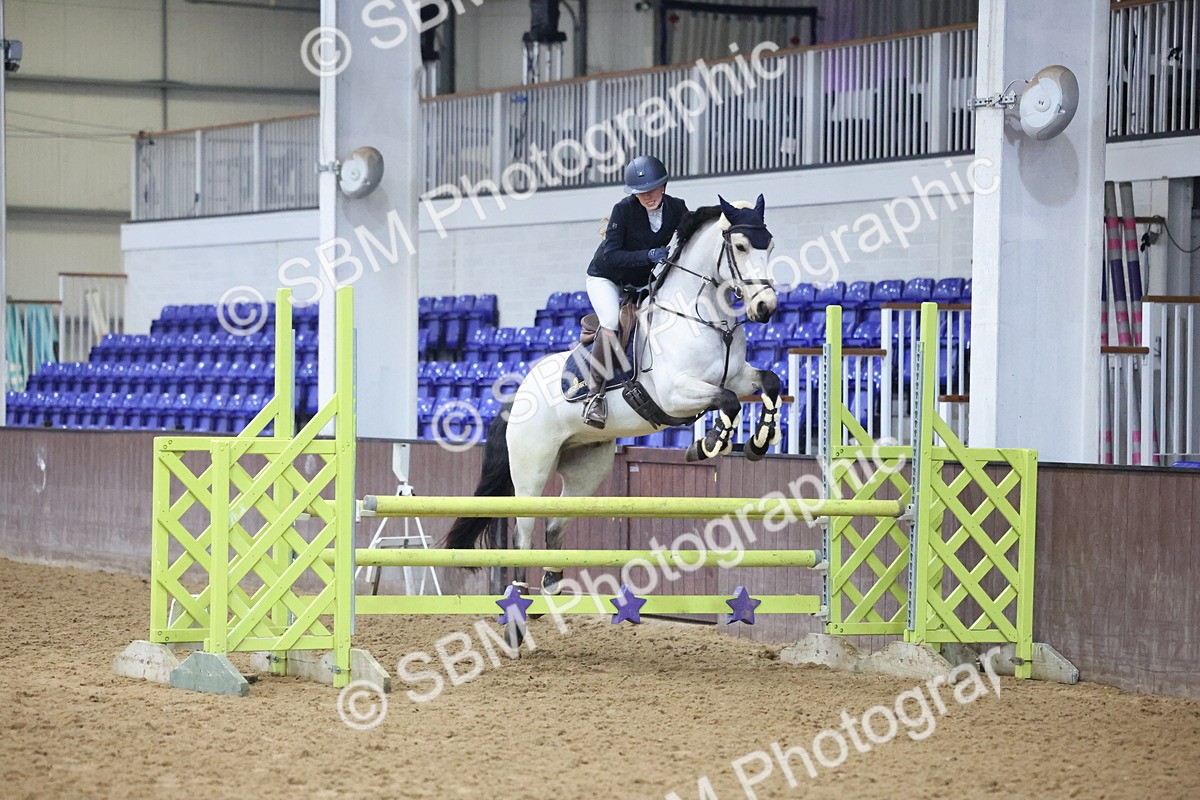 SBM_003321 - Class 11 - Blue Chip Pony Newcomers - 1.00m Open