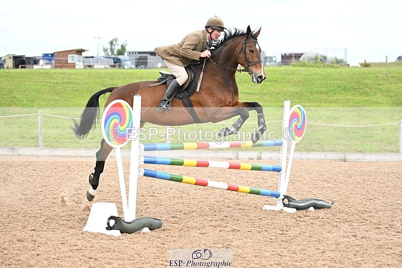 250611-123958-00507 - Cls 4 Snr Newcomers & 1.10m Open