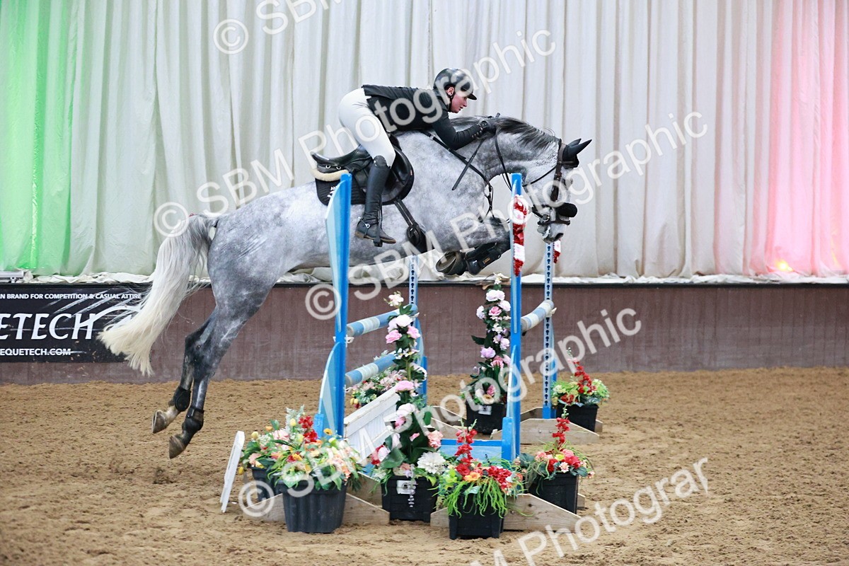 SBM_001215 - Class 4 - Senior Newcomers 1.10m