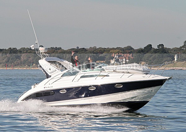 101025 CHA FAIRLINE TARGA 30 IMG_1088 - Motorboats - Open