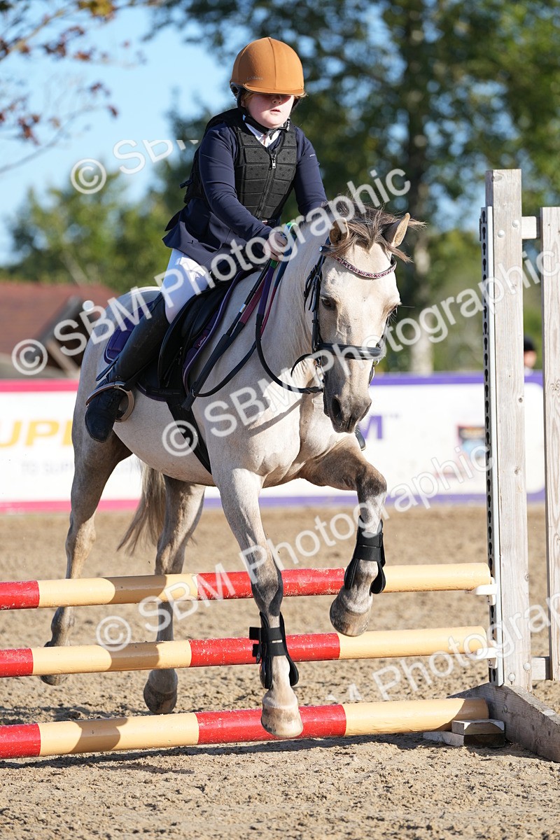 SBM_14264 - J57 - Clear Round 60cm