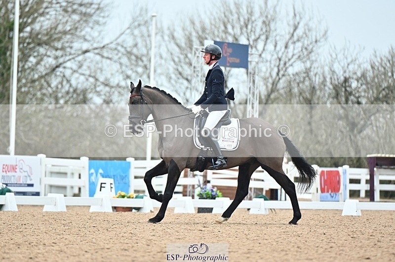 250214-115551-01200 - 132-Ben.James-Onyx.T