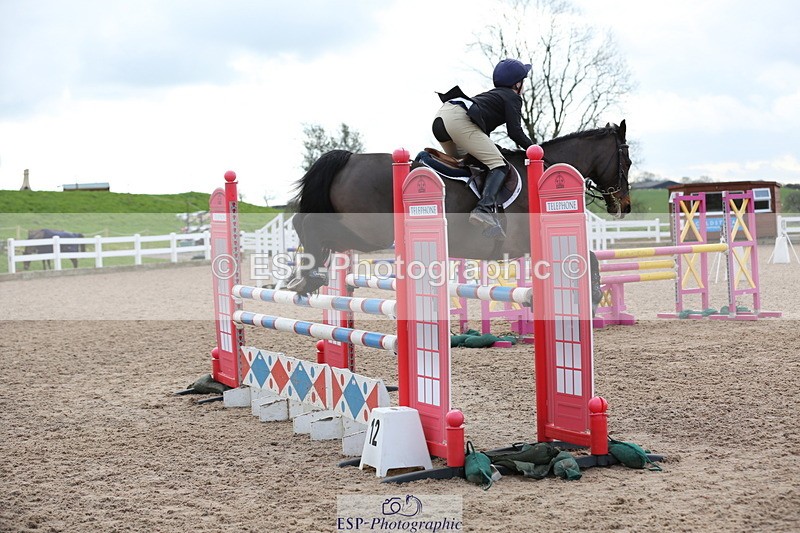 240211A-115948-02657 - Cls 5 Pony Newcomers & 1m Open