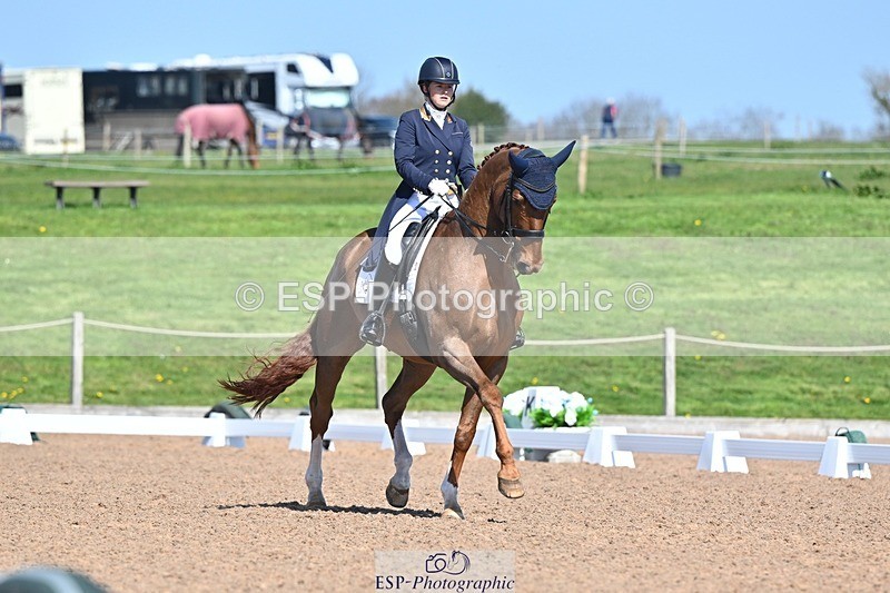 250405-124037-10712 - 025-Olivia.Oakeley-Full.House