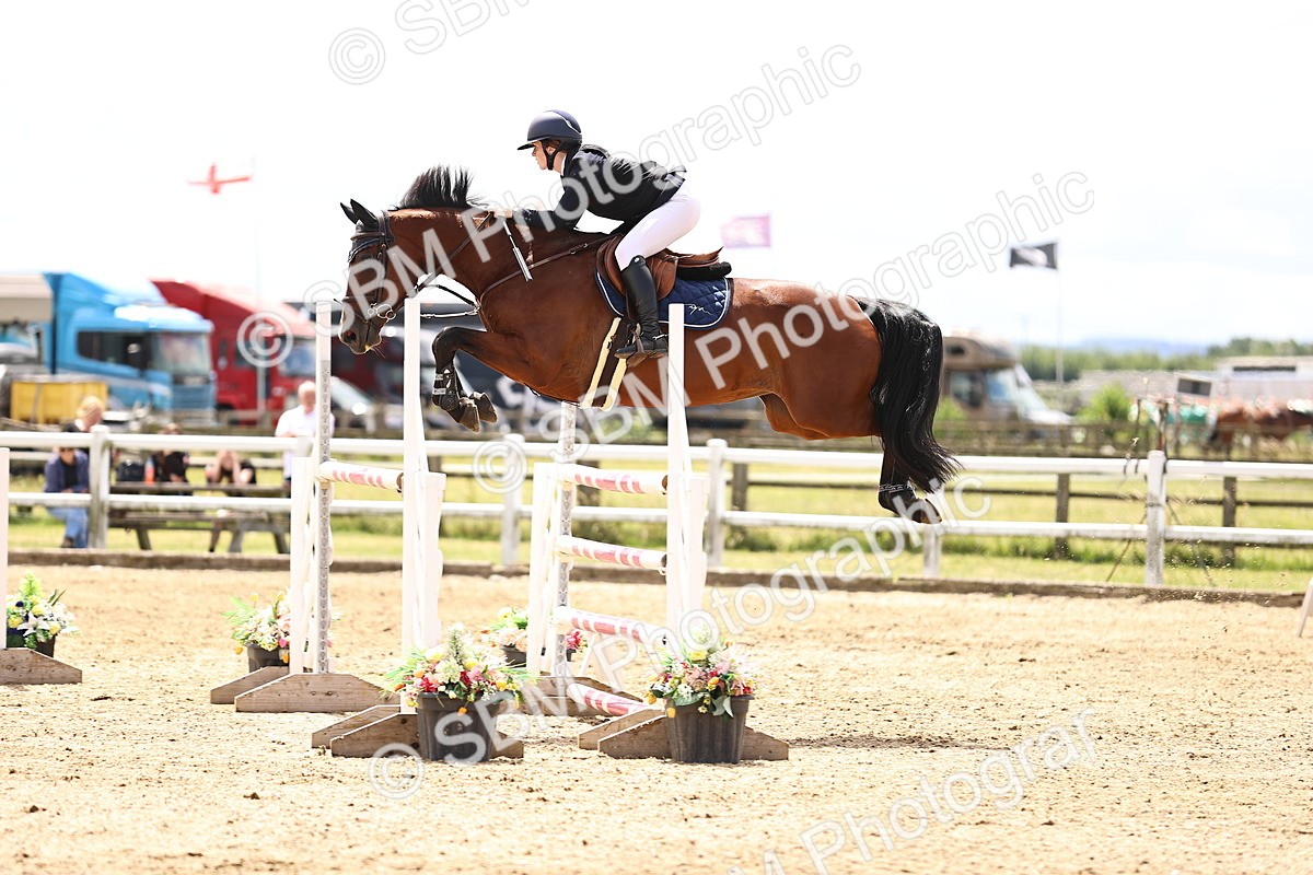 SBM_003515 - Class 22 - Senior Foxhunter 1.20m