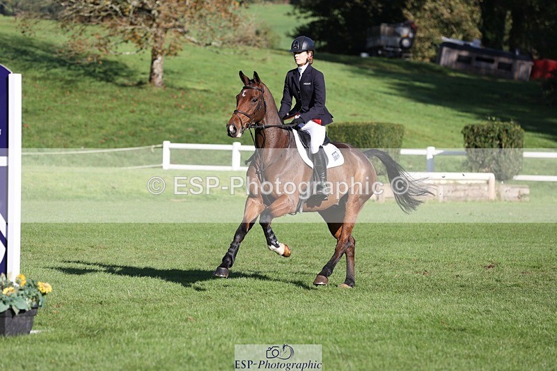 231022-104110-24675 - 605-SPORTSFIELD.U2-Katie.Corbin-TrotUp+SJ