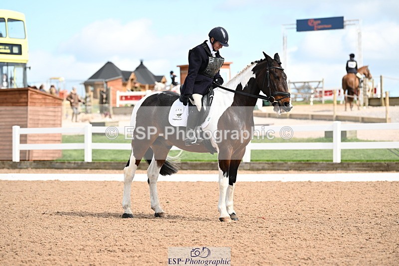 240324A-130122-02770 - Novice 27, 12.30 to 13.50