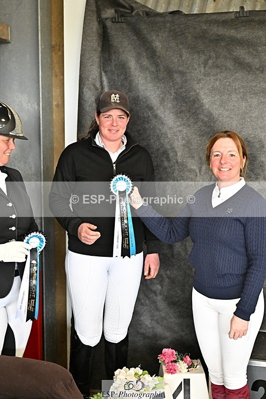 260214-130500-03859 - Cls 15 Medium Silver Presentations