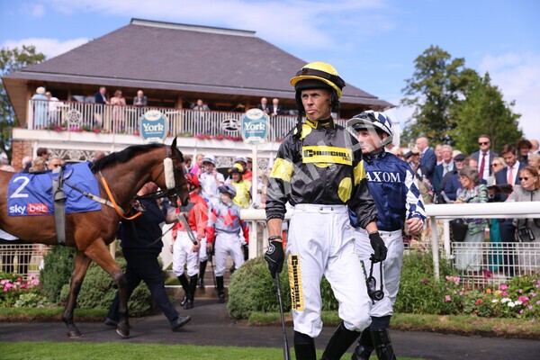 yr17082022r1-007 - Race 1 1.50pm Sky Bet & Symphony Group Stakes