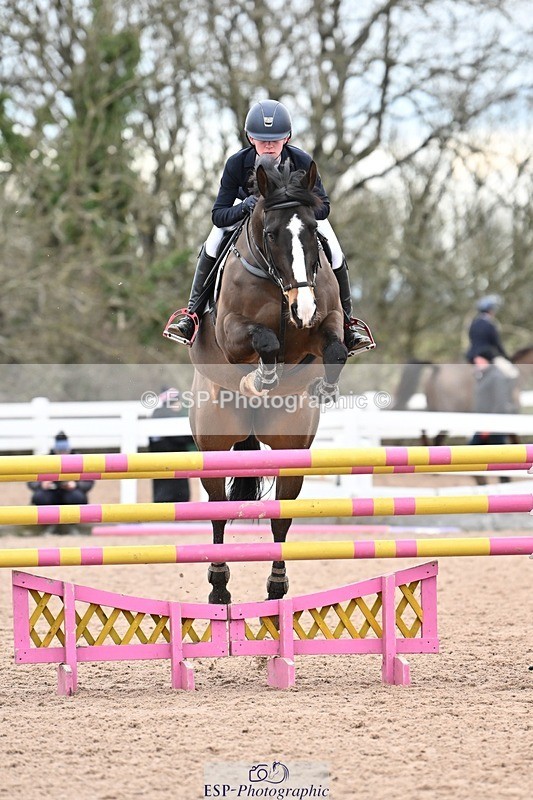 250112-141935-01596 - Cls 21 Foxhunter and 1.20m Open