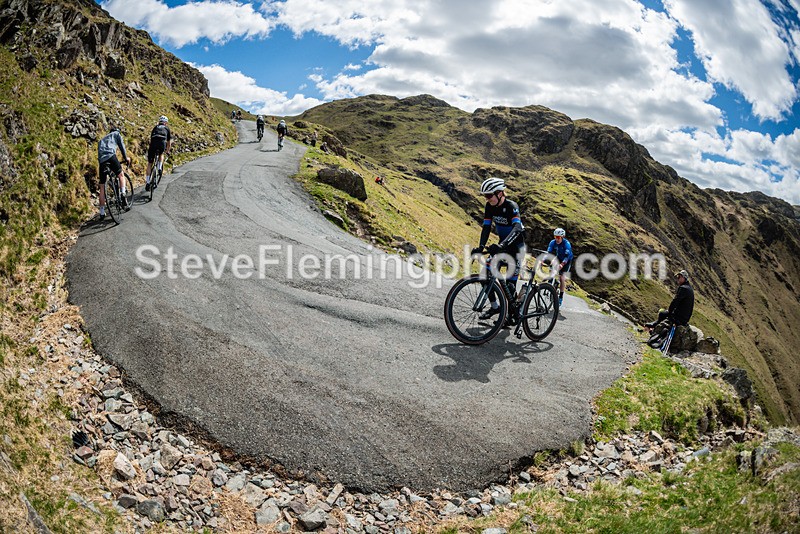 114837 - Hardknott Hairpin 11.00 - 12.00