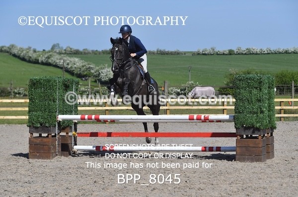 BPP_8045 - CLASS 3 Senior BritiNovice/ 90cm Open