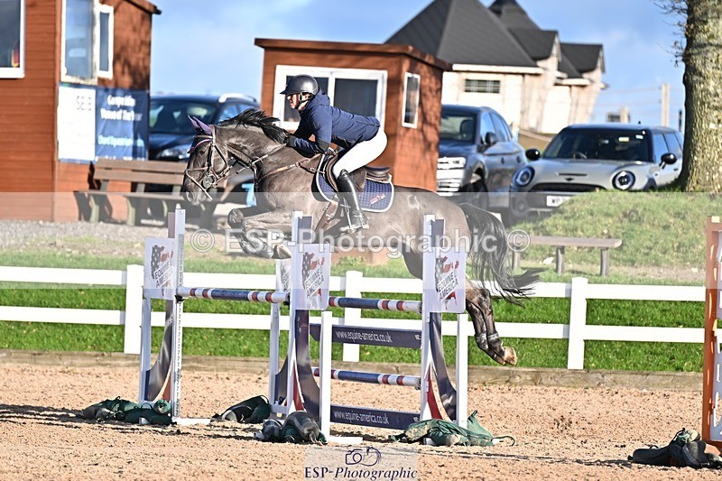 251119-140653-00505 - Cls 5 Foxhunter and 1.20m Open