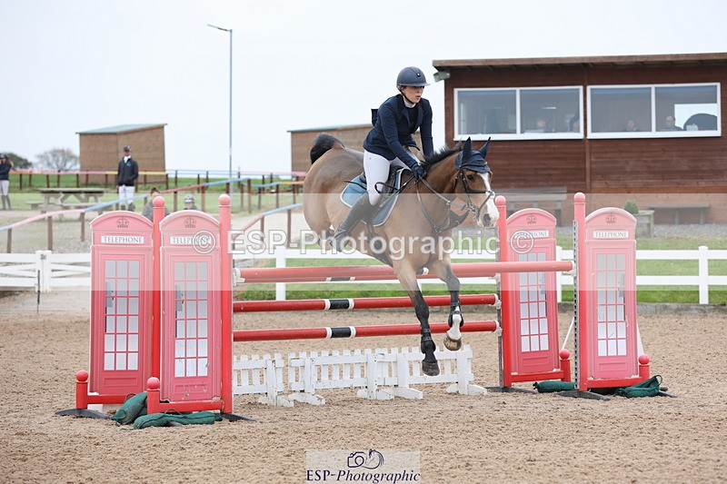 241101A-125155-01838 - FRI Cls 6 Foxhunter and 1.20m Open