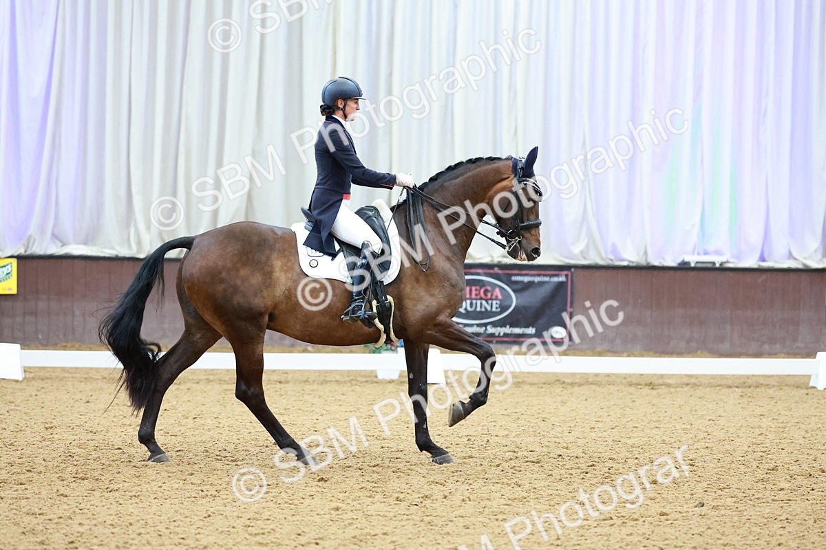 SBM_007971 - Class 9 - FEI INT II - 16.54.17.57