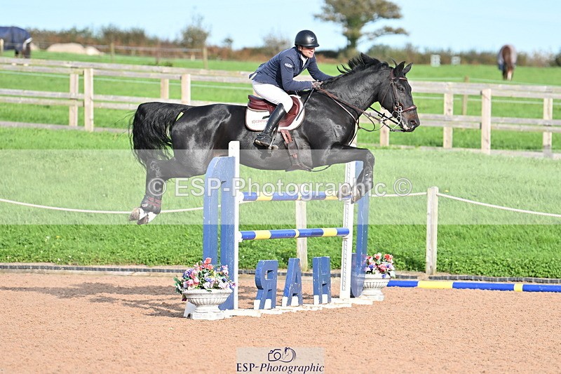 231015A-155518-09179 - Cls 32 National 1.30 & 1.40m Open