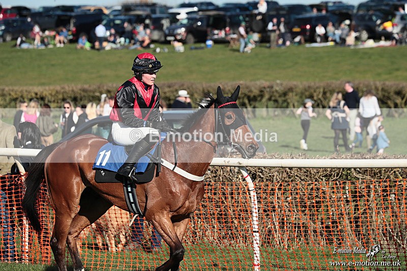 PtP 210326 835 - VWH Cirencester Races 21/03/26