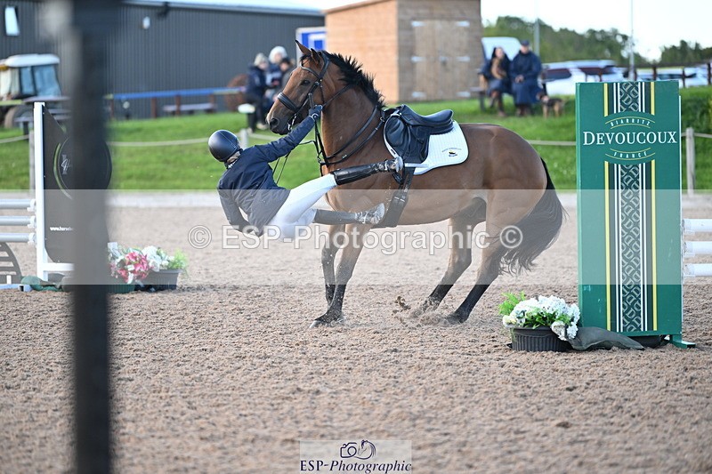 240912A-172448-02534 - Cls 7 Snr 90cm Open Speed Derby