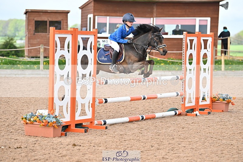 240506A-110718-08409 - Cls 3  Pony Discovery & 90cm Open