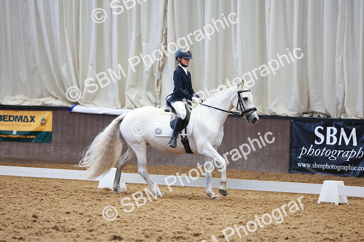 SBM_008933 - Prelim 5 - 8.30-9.47