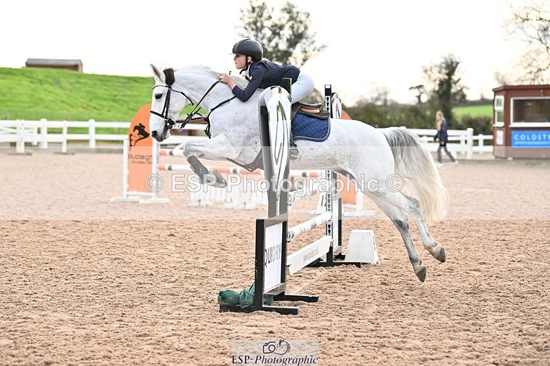 241117X-100401-03564 - Cls 09s Pony intro 90cm