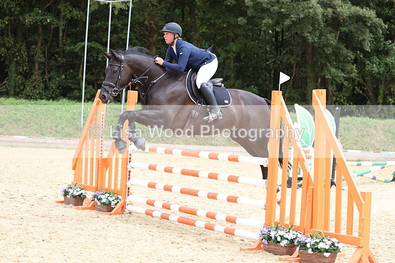 3E7A6374 - Class 8: Senior Newcomers/1.10m open