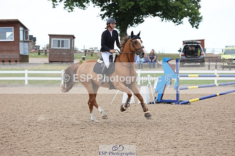 250625-151707-01364 - Cls 6 Foxhunter and 1.20m Open