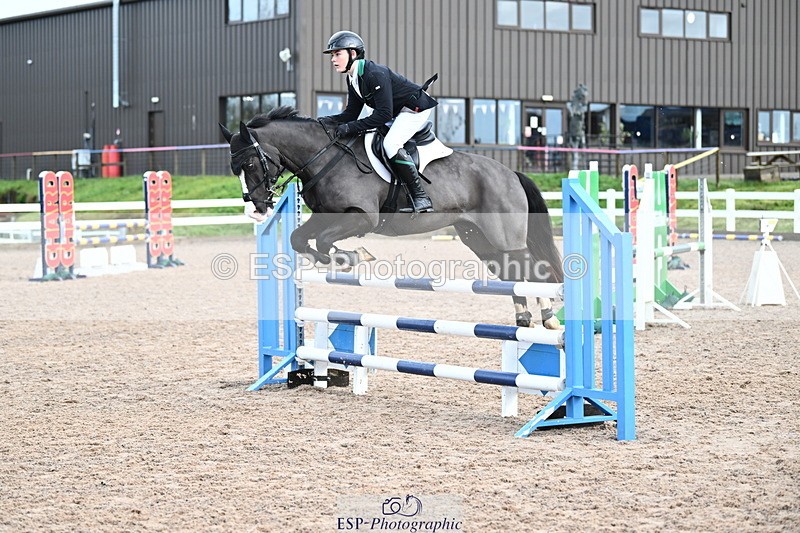 231118A-105817-01588 - Cls 5 Discovery & 90cm Open