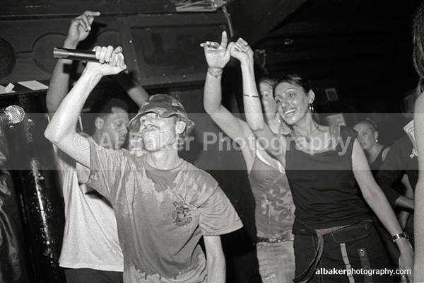 37 - Friends-&-Family @ the-roadhouse 02.10.04