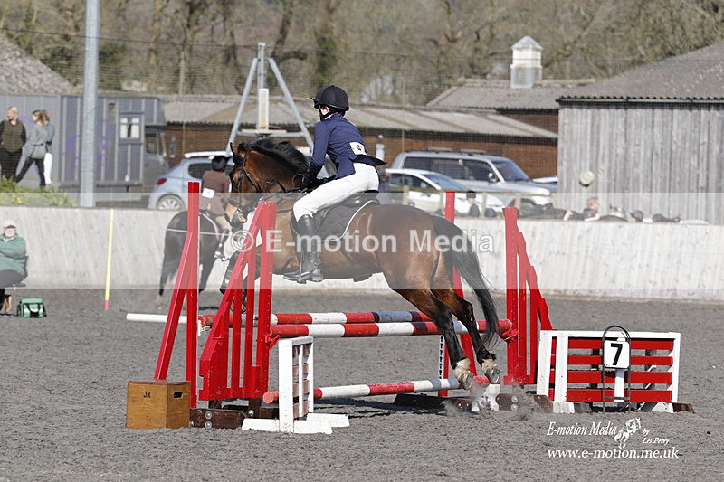 _EST0713 - Bourne Valley Riding Club Winter Showjumping 27/03/22