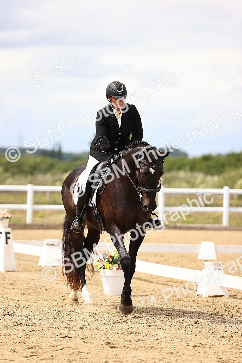 SBM_010369 - Class 8b - Medium 6 - 12.53-14.11