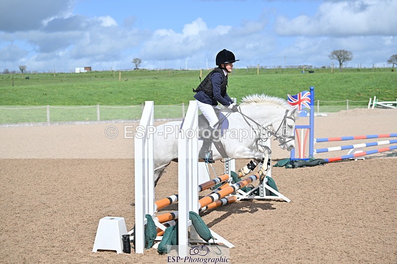 240409A-DSC_0220-01432 - 50cm Clear Round