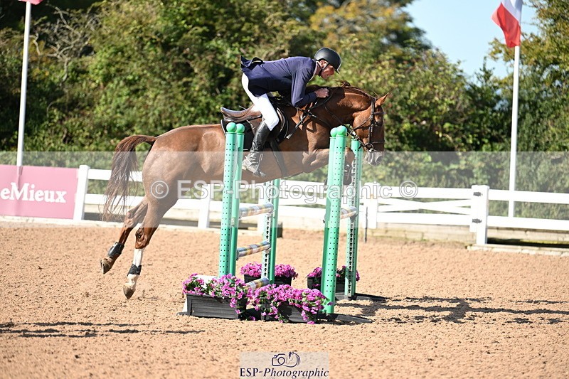 240914A-104001-06438 - Cls 21-S Snr Discovery and 1m Open