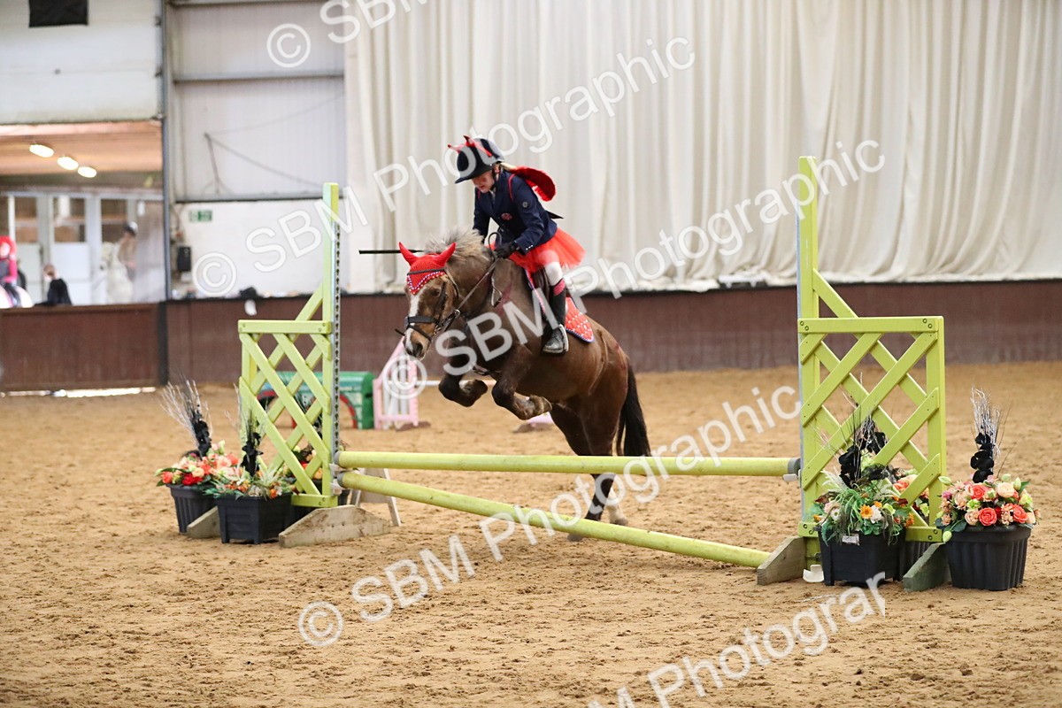 SBM_001180 - Class 3 - Horse & Hound