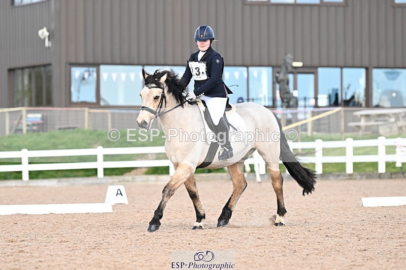 240324A-134356-03724 - Novice 27, 12.30 to 13.50