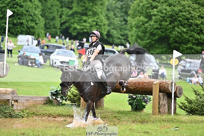 240525-145149-16082 - 206-SINGING_USK-Saskia_Davies