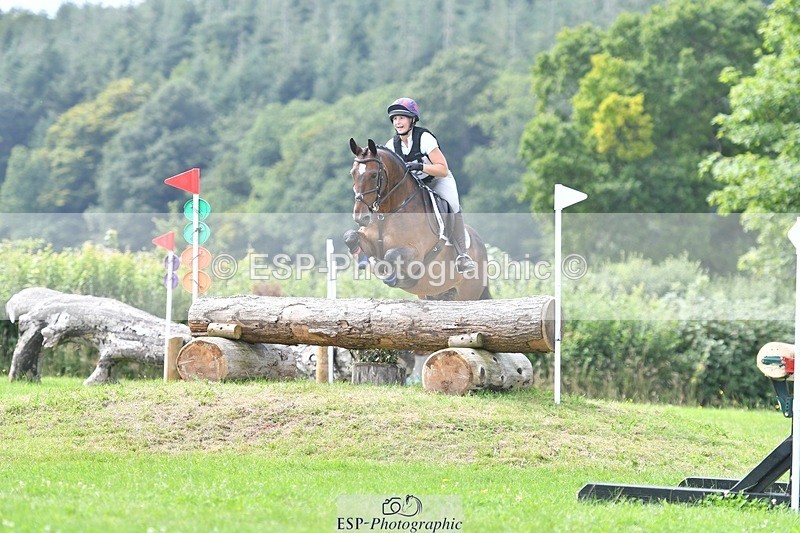 240803-144947-08044 - 225-Molly_Swain-SOCKS