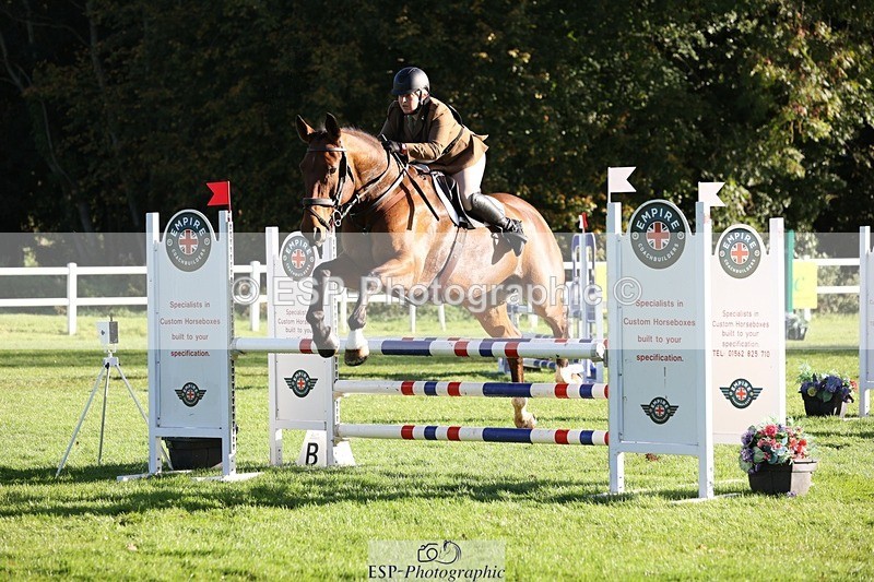 231022-101218-24384 - 634-PEMBROKE.MASTER.PIECE-Joanna.Dunn-TrotUp+SJ