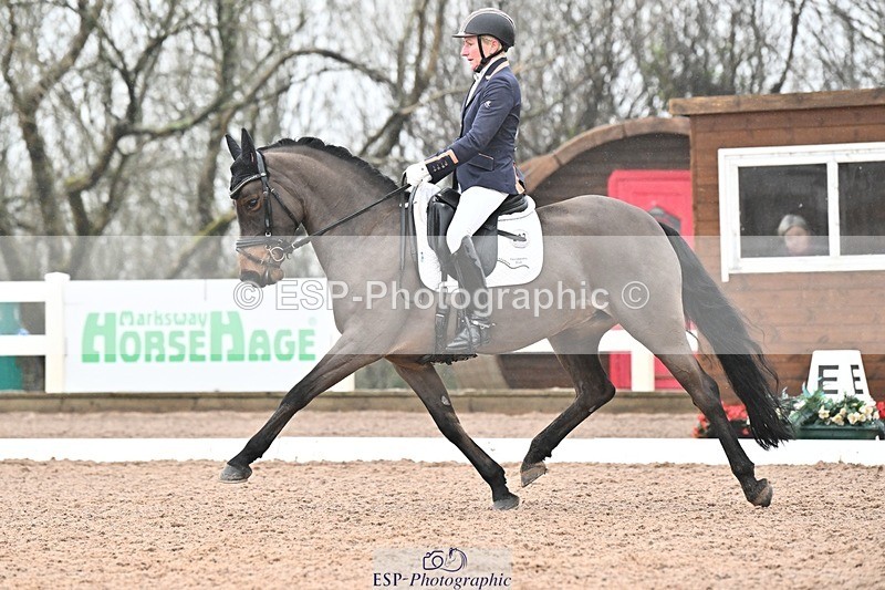 250215-114040-03237 - 222-Alice.Peternell-Fourseasons.Sienna