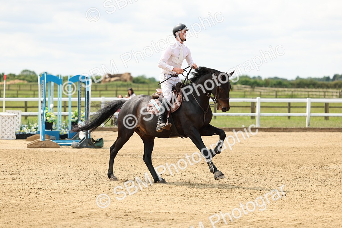 SBM_005155 - Class 17 - Senior Discovery - 1.00m