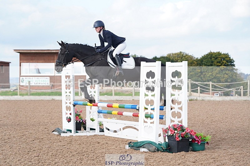 241005A-092856-04278 - SAT Cls 8 Snr British Novice & 90cm Open