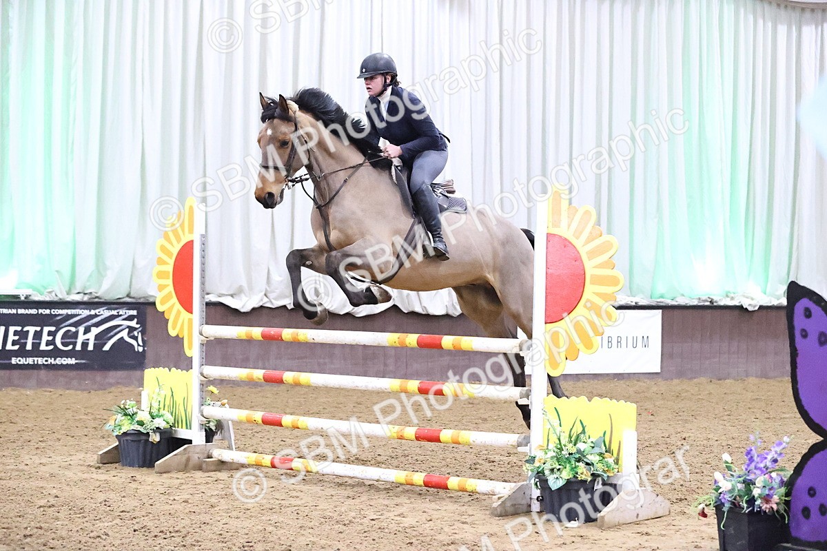 SBM_001867 - Class 10 - Senior Newcomers - 1.10m