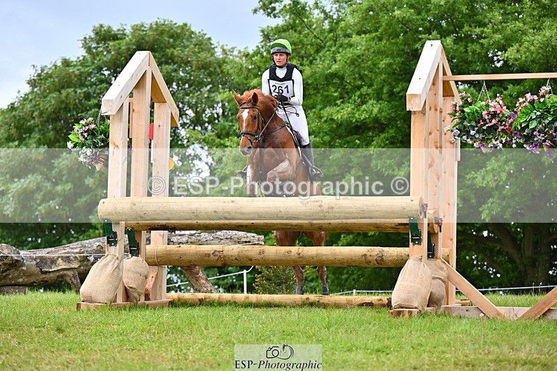 250524A-162014-14997 - C-261-Danielle.Dunn-ICI.DOR.DE.DONNA.CADANZA.Z