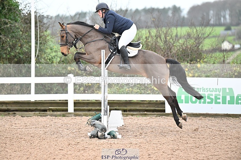 241206-122442-00700 - Cls 5 Newcomers and 1.10m Open