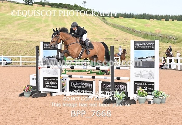 BPP_7668 - CLASS 16 FRI GFS Saddles Senior Newcomers/1.10m Open