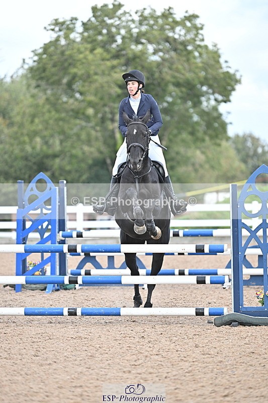 241005A-112043-03299 - SAT Cls 17 95cm Amateur Quali