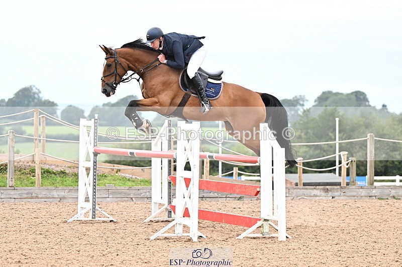 240828A-155957-01254 - Cls 5 Snr Foxhunter and 1.20m Open