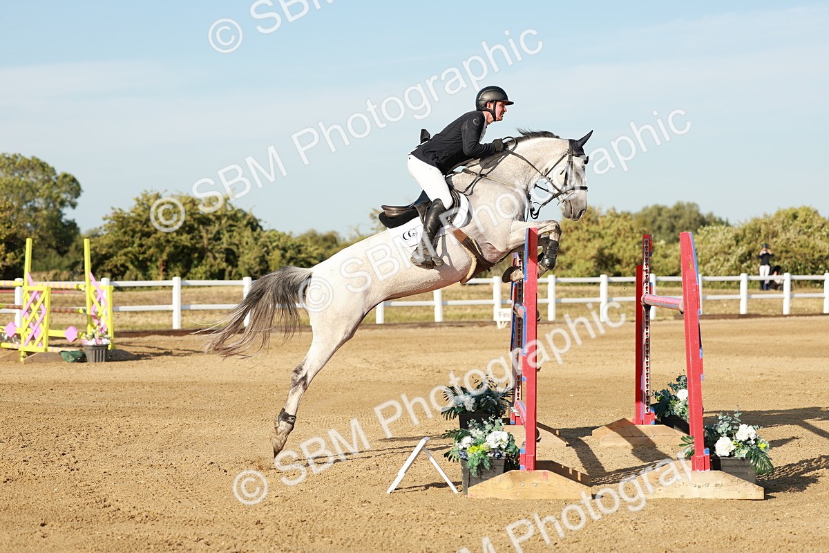 SBM_008887 - Class 6 - National 1.30m 1.40m Open Handicap
